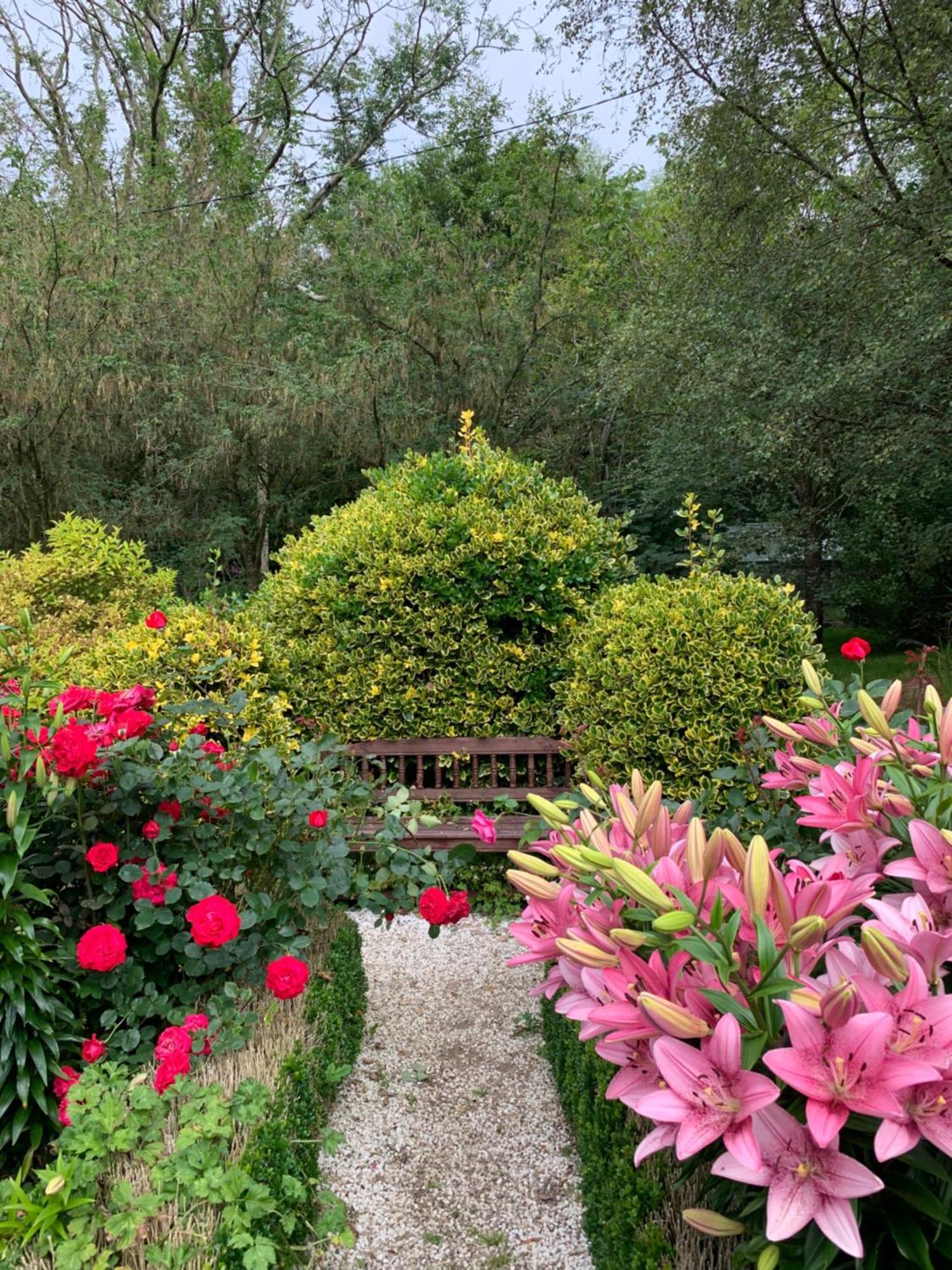 Clone Country House Aughrim Exterior photo The gardens at the centre