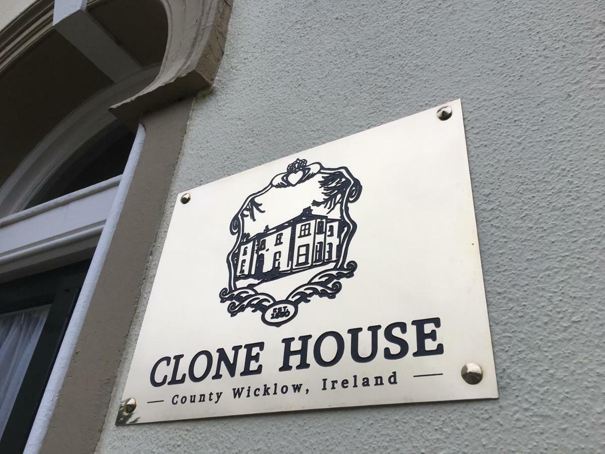 Clone Country House Aughrim Exterior photo The plaque on the front of the house